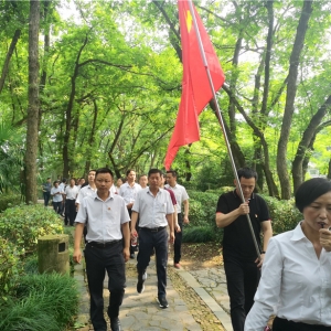 巢湖市卧牛山街道赴新四军江北指挥部旧址开展党史教育活动